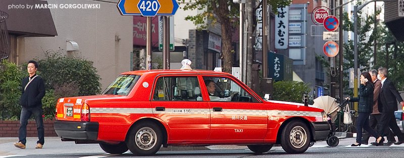 japonia,samochody,ulice,toyota_crown,taxi