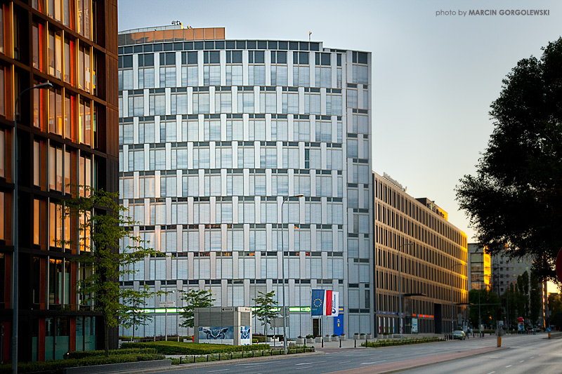 horizon plaza