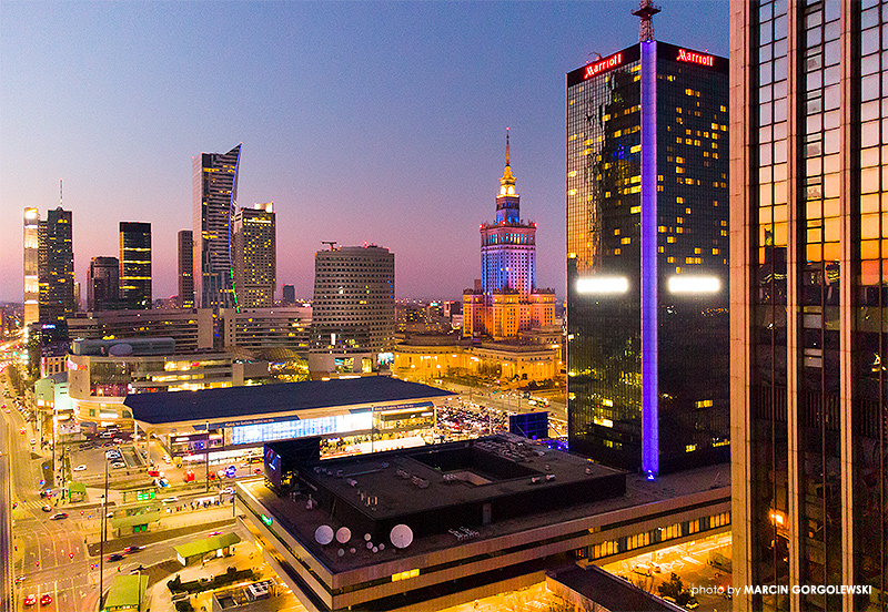 warsaw skyline,night